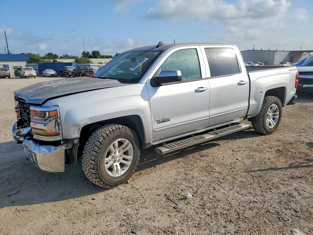 2017 Chevrolet Silverado K1500 Lt - zdjęcie główne
