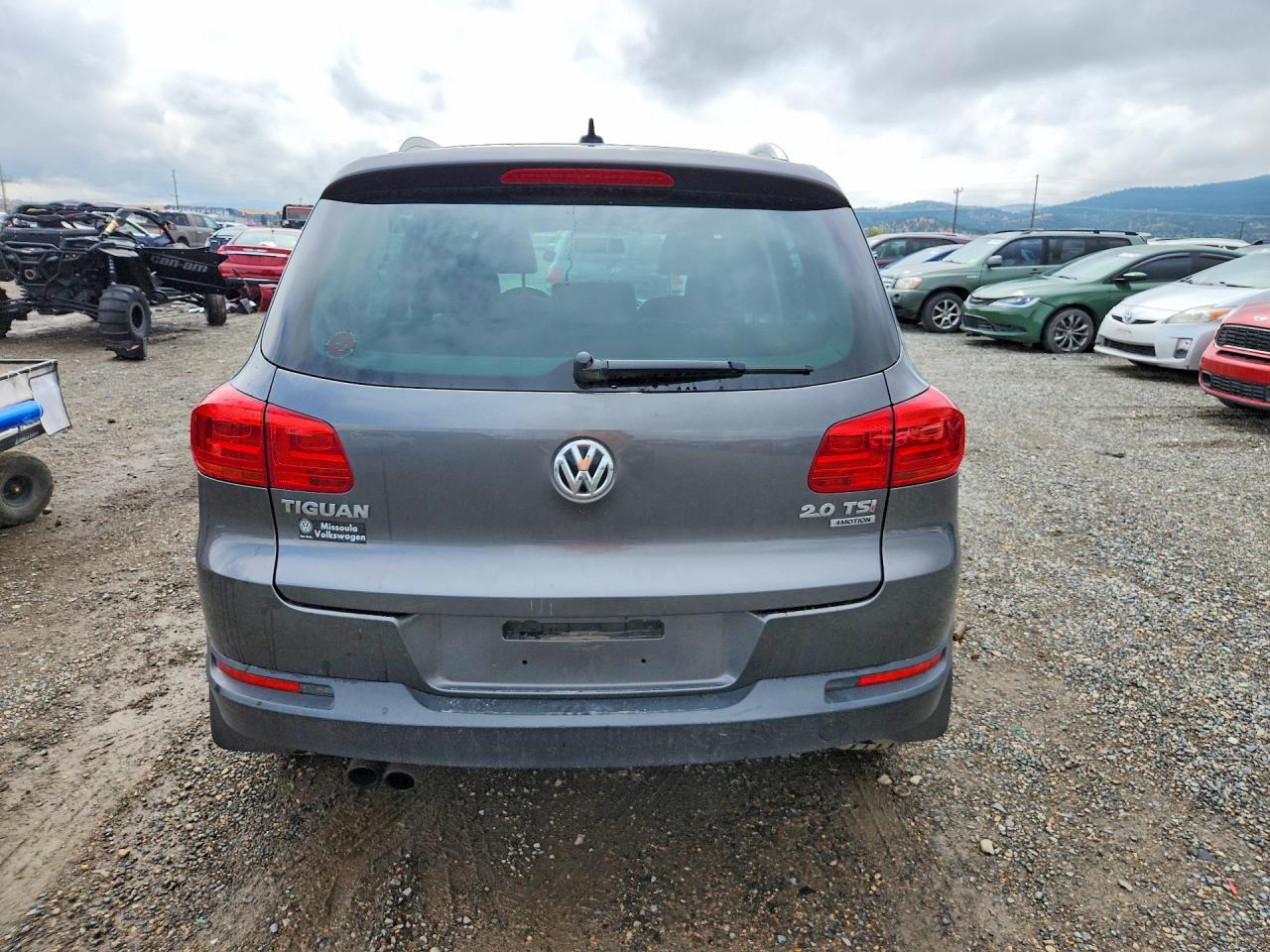 2013 Volkswagen Tiguan S - zdjęcie 6