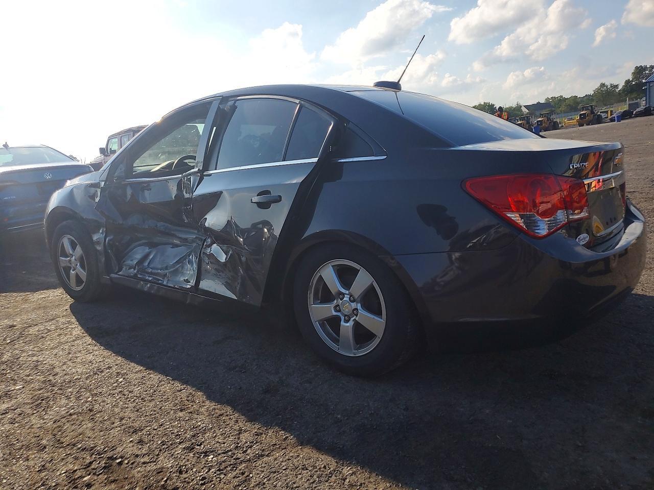 2015 Chevrolet Cruze Lt - zdjęcie 2