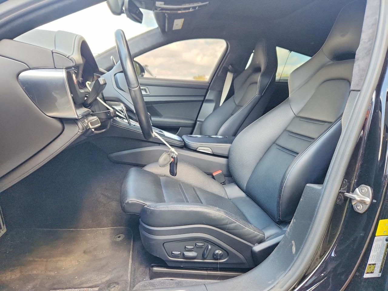 2023 Porsche Panamera 4 E-Hybrid - zdjęcie 7