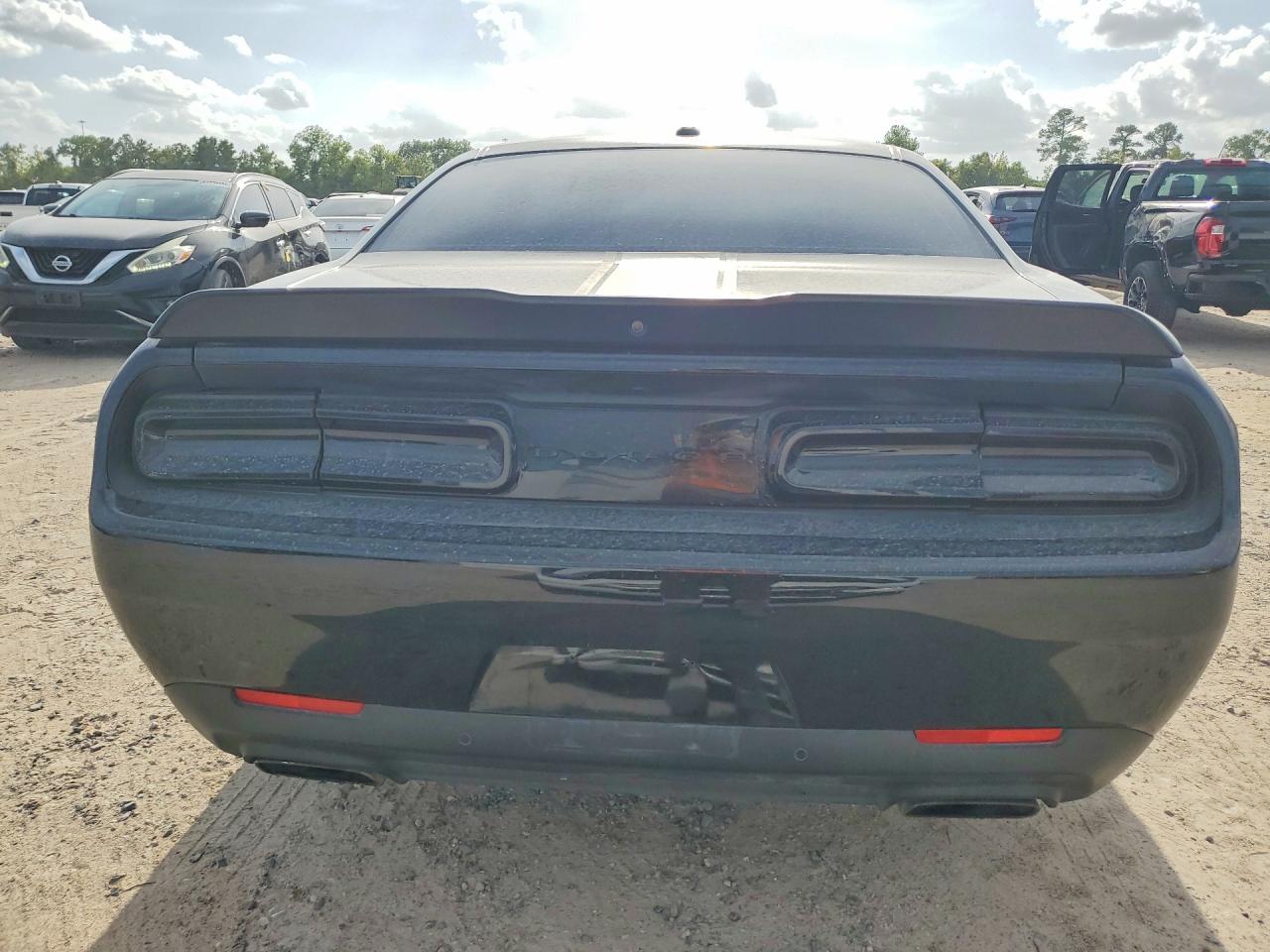 2022 Dodge Challenger R/T - zdjęcie 6