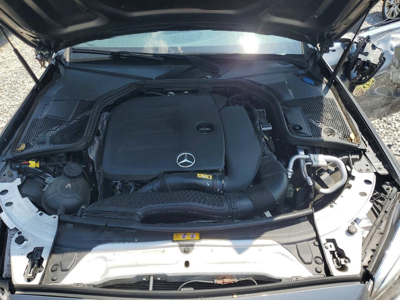2021 Mercedes-Benz C 300 4Matic - zdjęcie 11