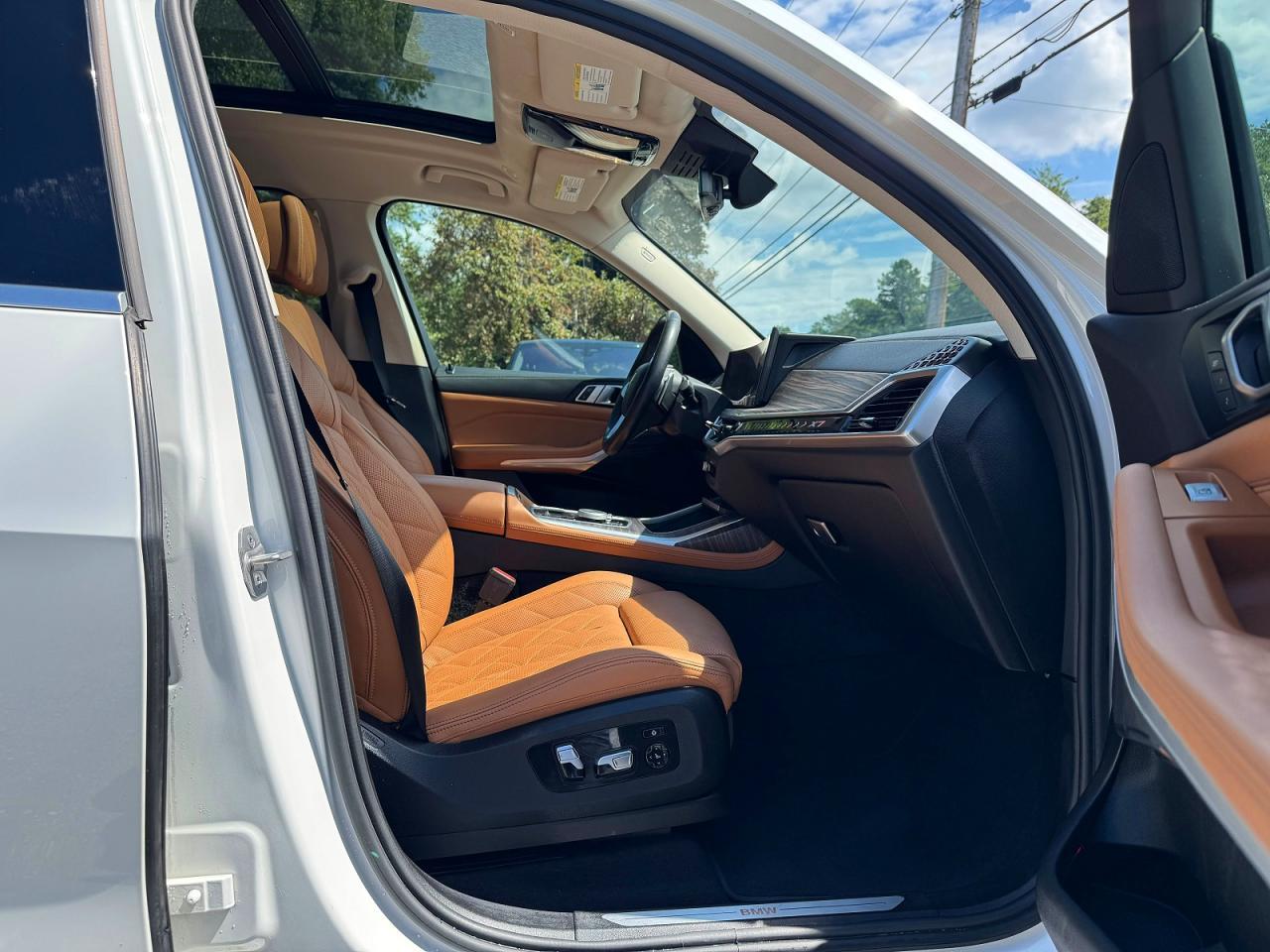 2023 BMW X7 xDrive40I - zdjęcie 5
