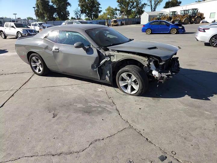 2018 Dodge Challenger Sxt - zdjęcie 14