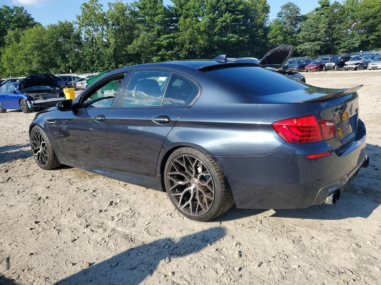 2013 BMW M5 - zdjęcie 2