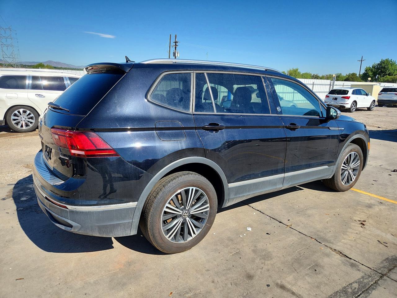 2024 Volkswagen Tiguan Wolfsburg - zdjęcie 3
