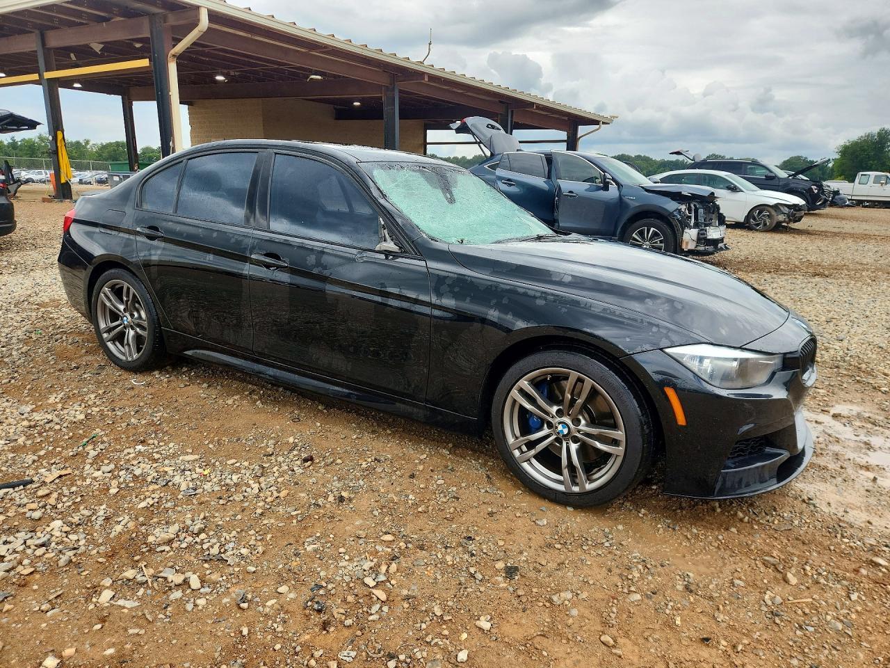 2015 BMW 328 I - zdjęcie 4
