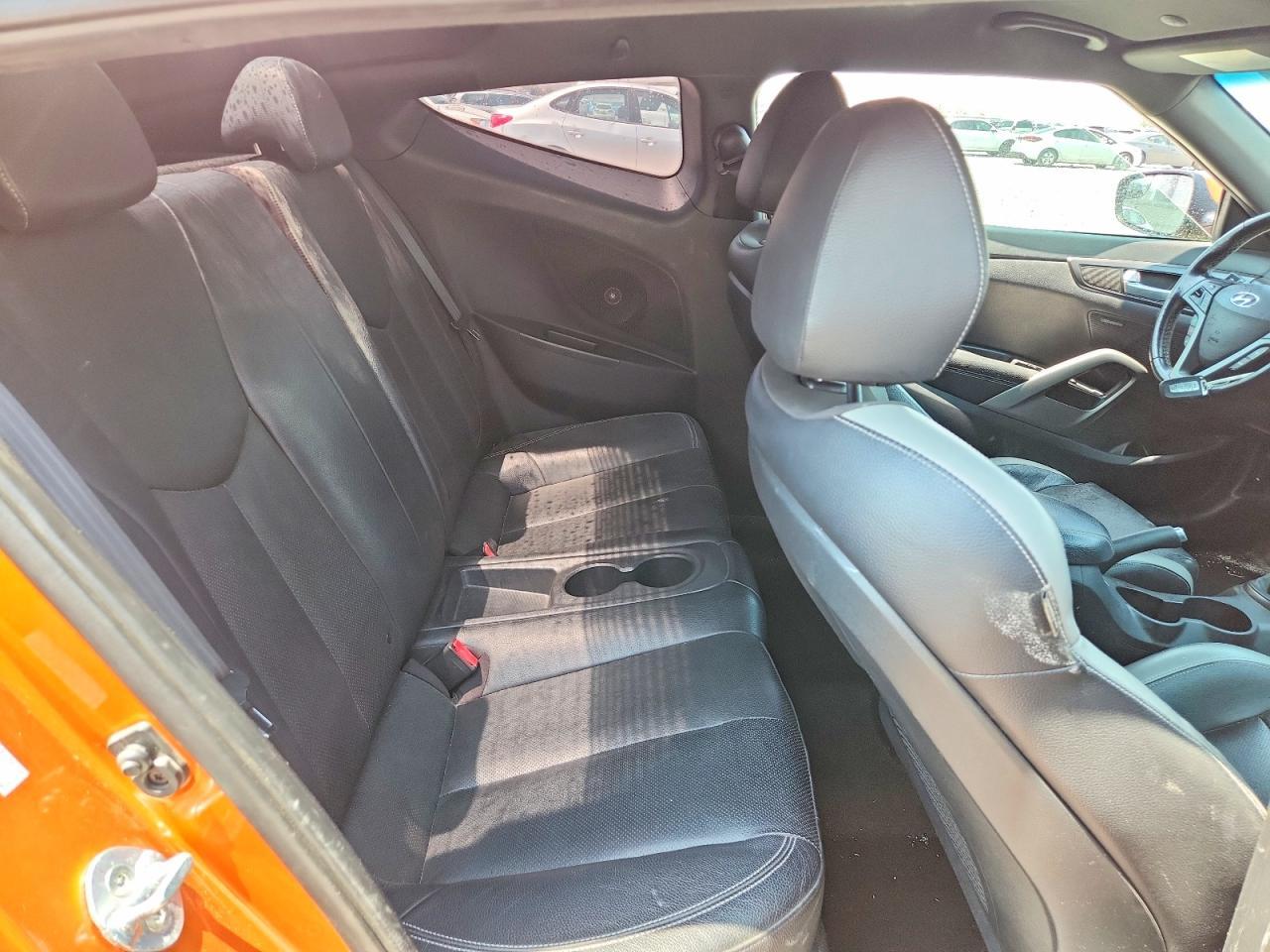 2016 Hyundai Veloster Turbo - zdjęcie 10