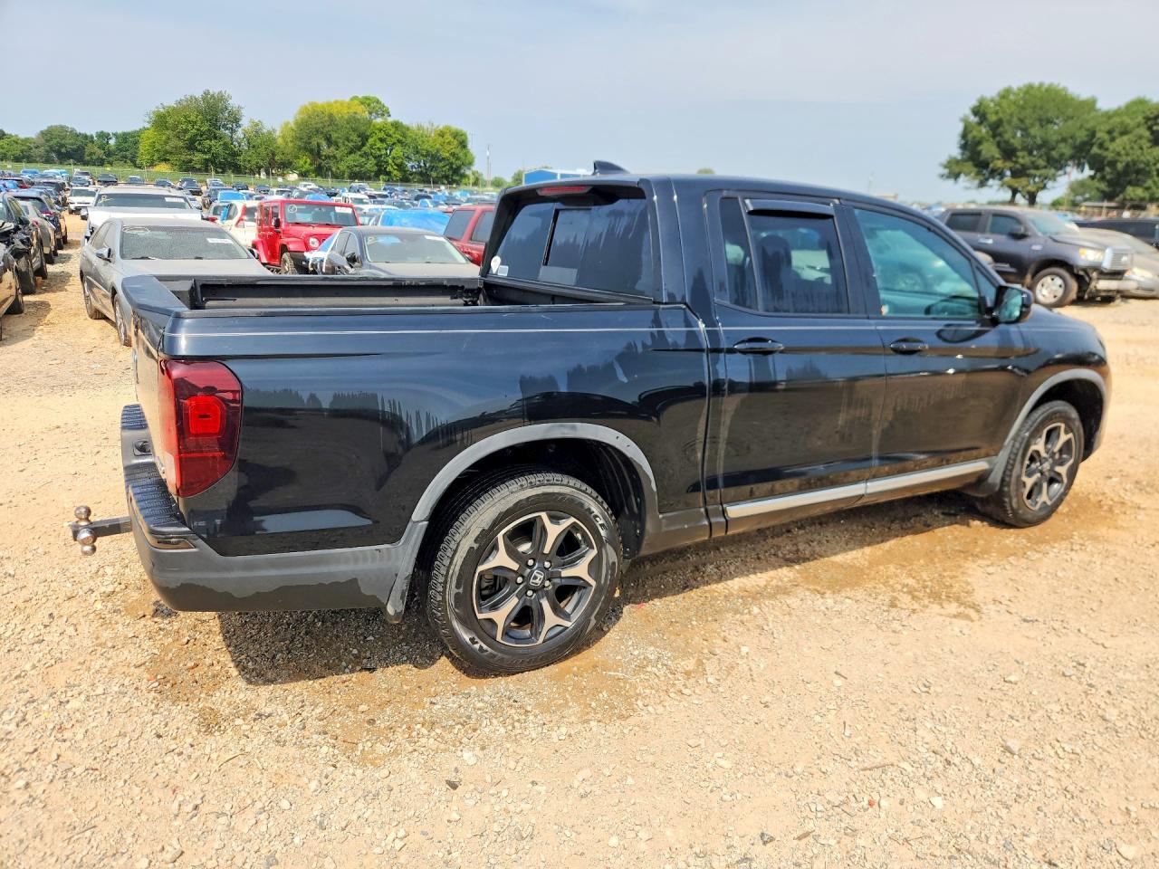 2017 Honda Ridgeline Black Edition - zdjęcie 3