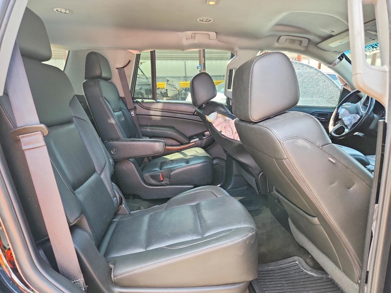 2018 Chevrolet Tahoe C1500 Premier - zdjęcie 11