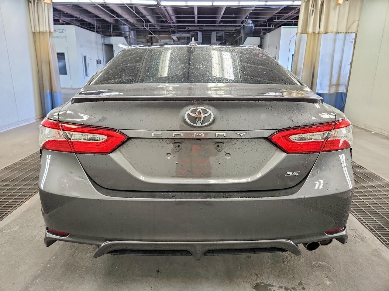 2020 Toyota Camry Se - zdjęcie 6