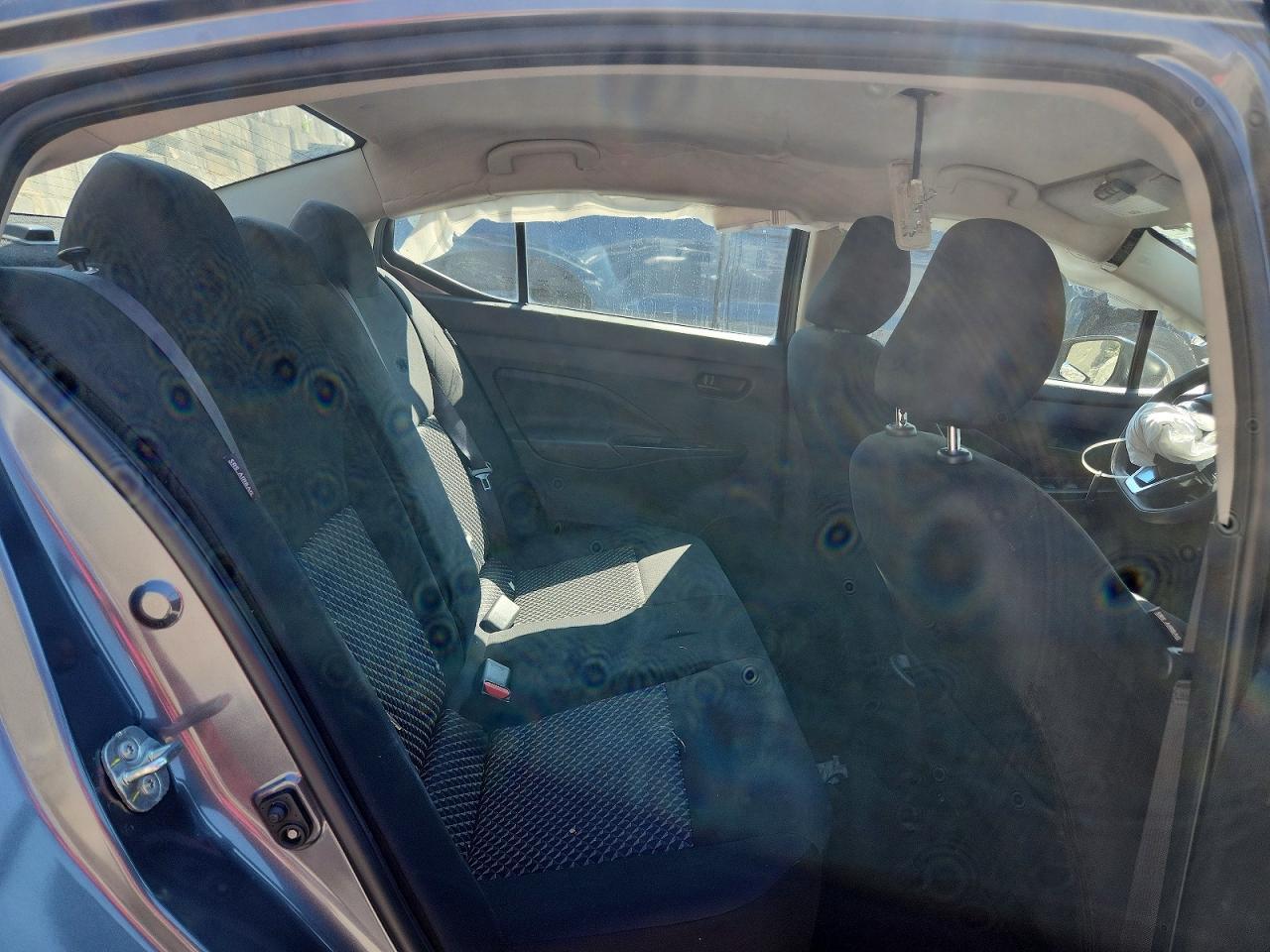 2021 Nissan Versa S - zdjęcie 10