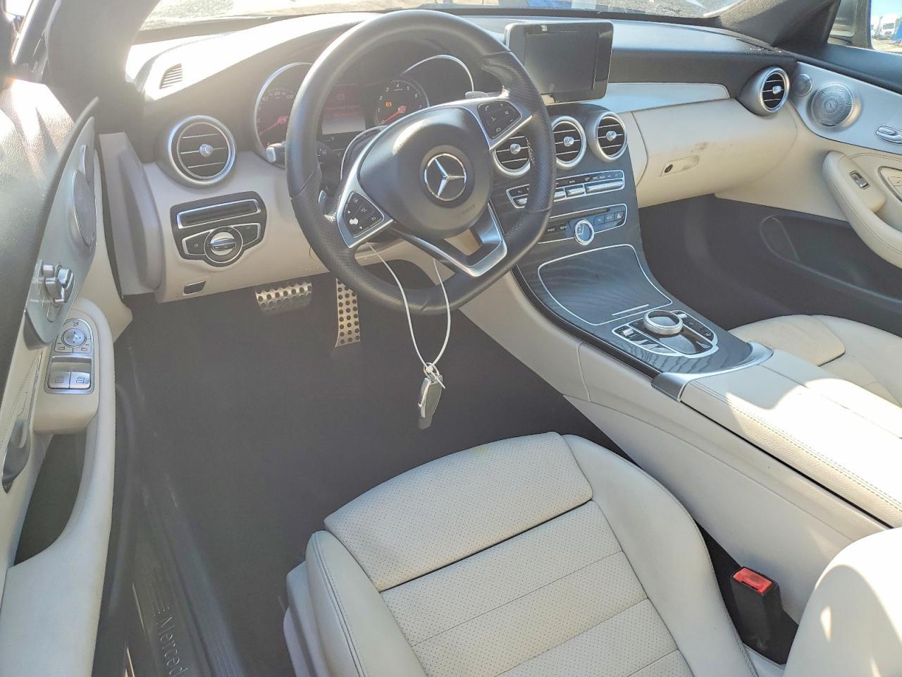 2018 Mercedes-Benz C 300 - zdjęcie 8