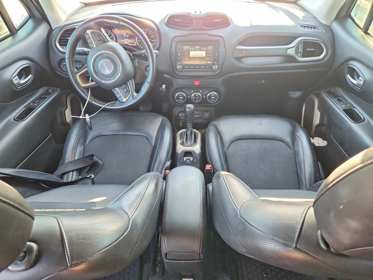 2017 Jeep Renegade Trailhawk - zdjęcie 8