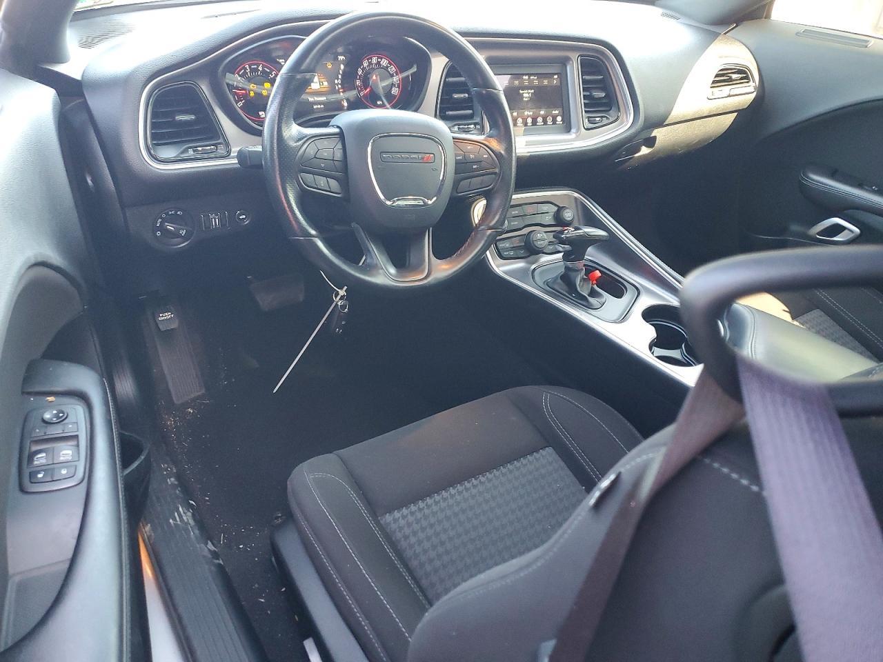 2020 Dodge Challenger Sxt - zdjęcie 8