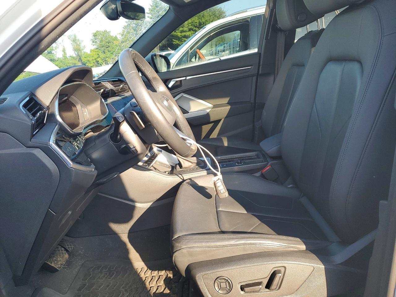 2021 Audi Q3 Premium Plus S Line 45 - zdjęcie 7