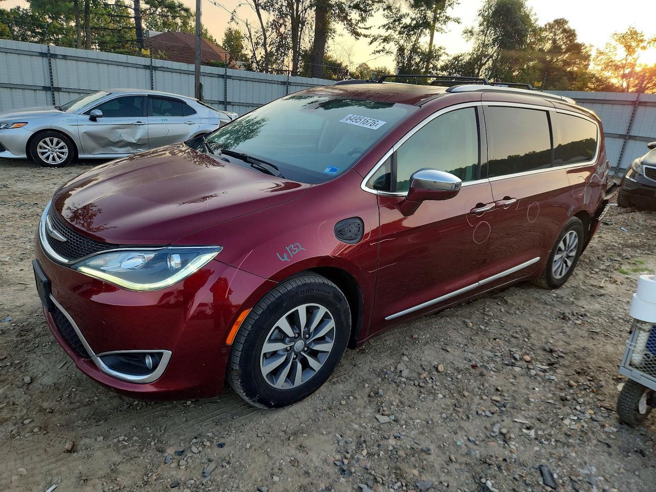 2020 Chrysler Pacifica Hybrid Limited - zdjęcie główne