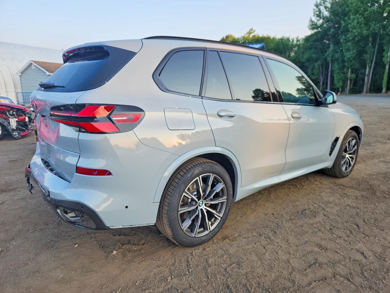 2026 BMW X5 xDrive40I - zdjęcie 3