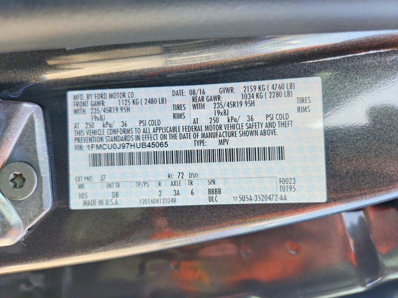 2017 Ford Escape Titanium - zdjęcie 25