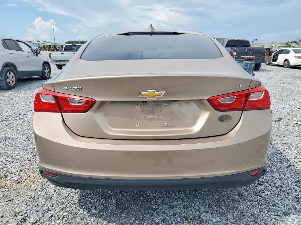 2018 Chevrolet Malibu Lt - zdjęcie 6