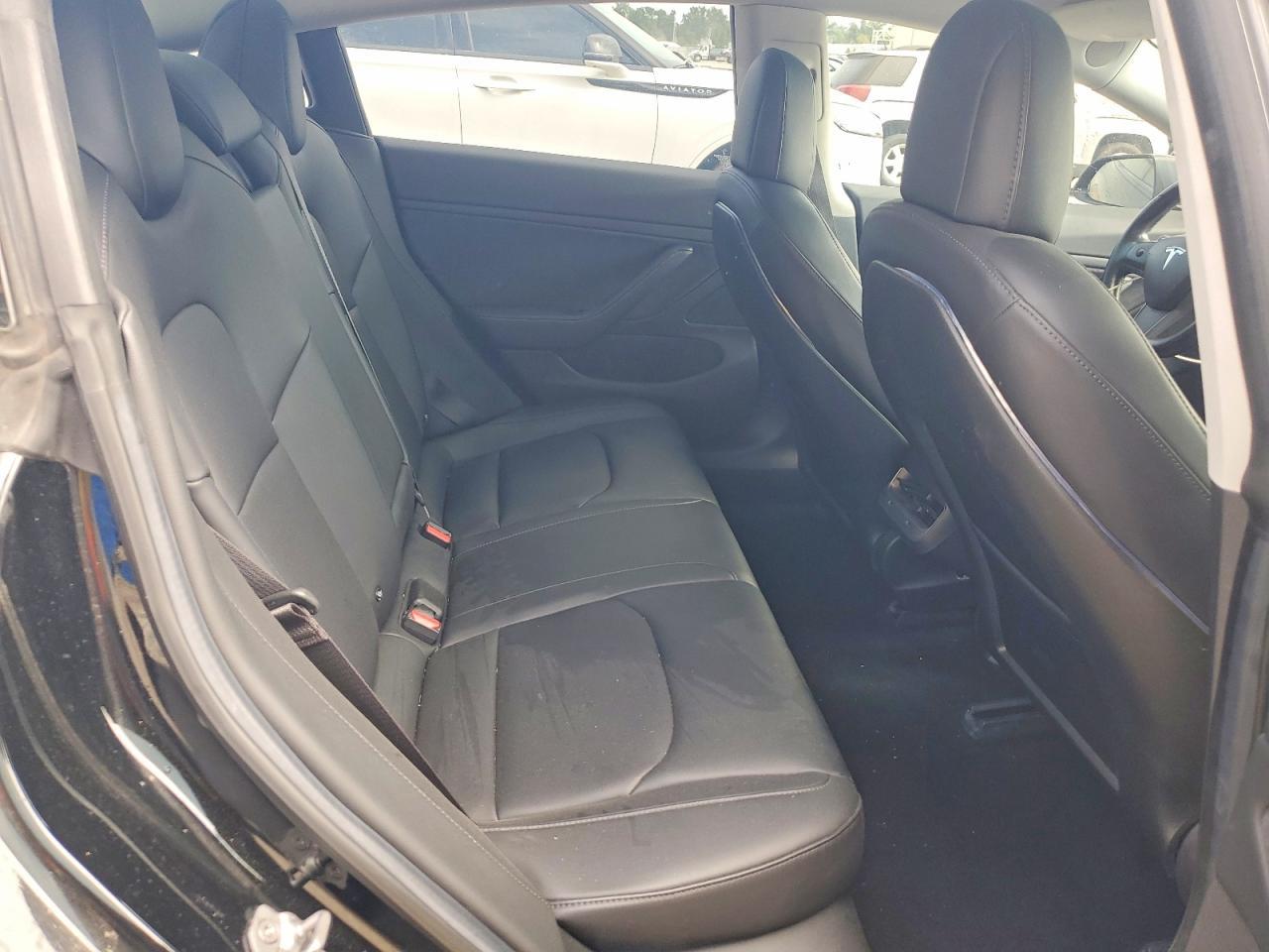 2018 Tesla Model 3 - zdjęcie 10