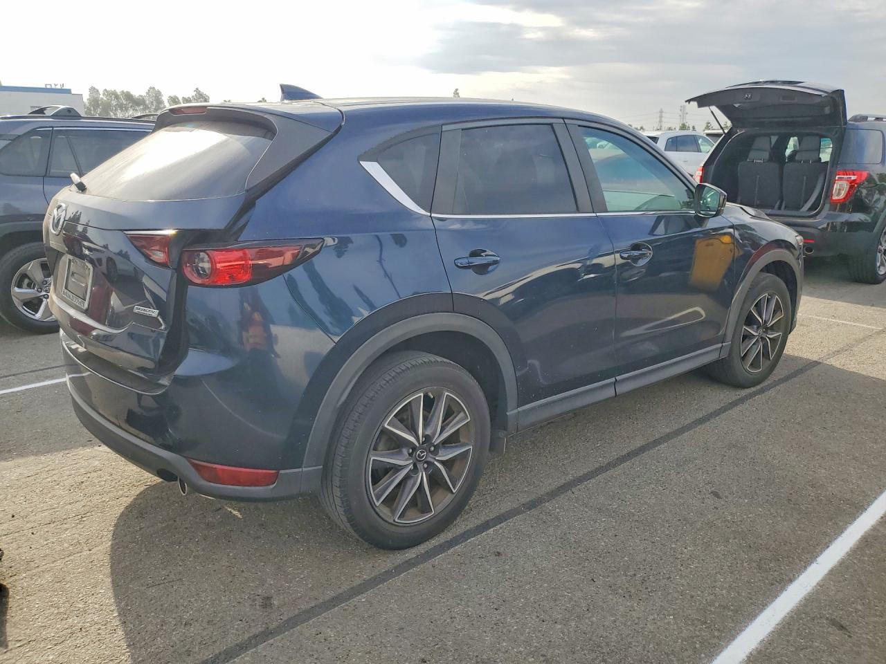 2018 Mazda Cx-5 Touring - zdjęcie 3