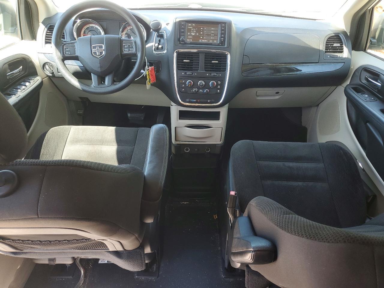 2017 Dodge Grand Caravan Se - zdjęcie 8