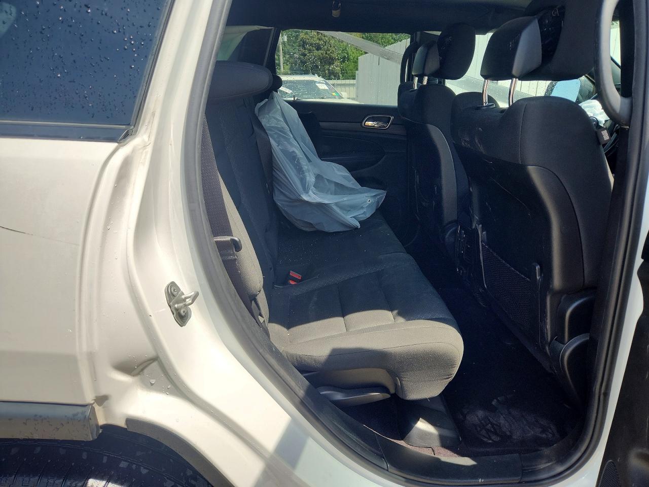 2019 Jeep Grand Cherokee Laredo - zdjęcie 10