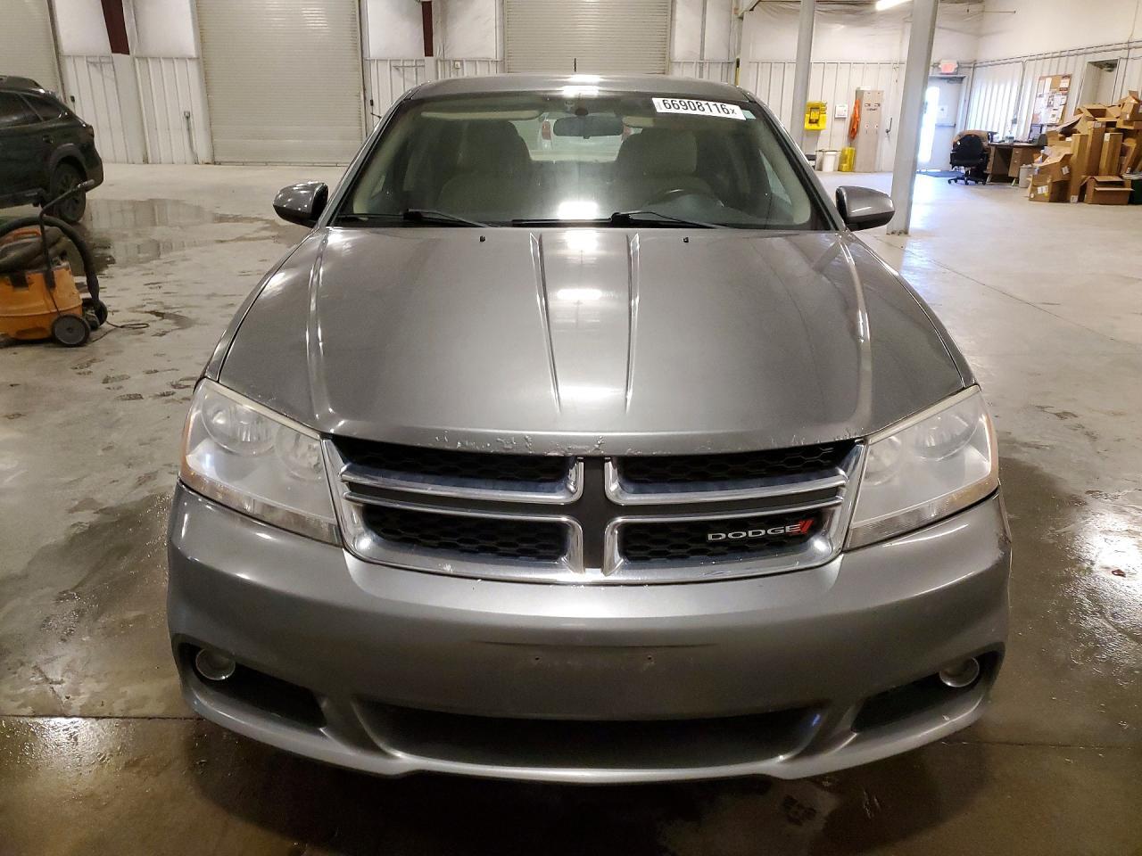 2013 Dodge Avenger Sxt - zdjęcie 5