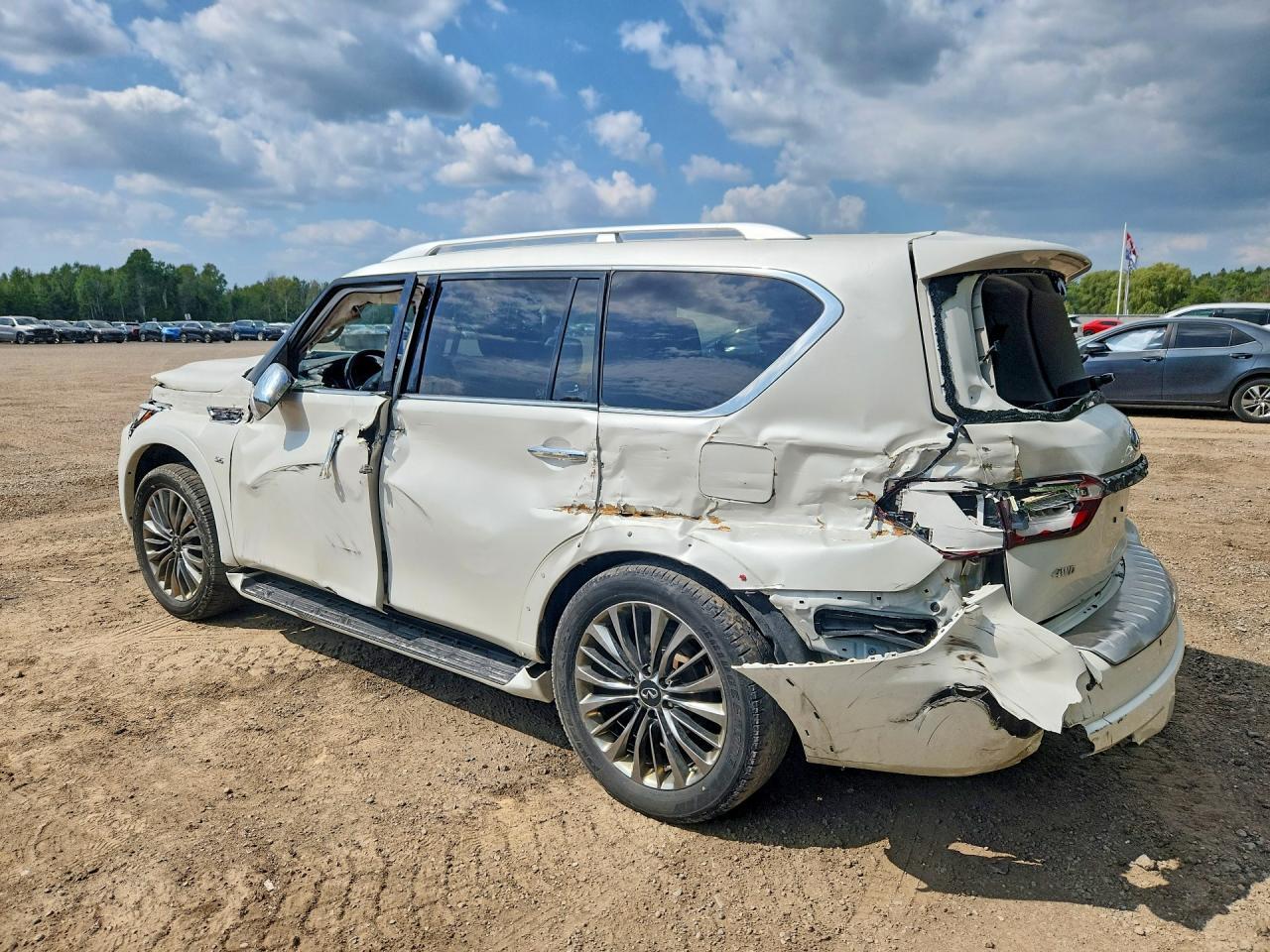2020 Infiniti Qx80 Luxe - zdjęcie 2