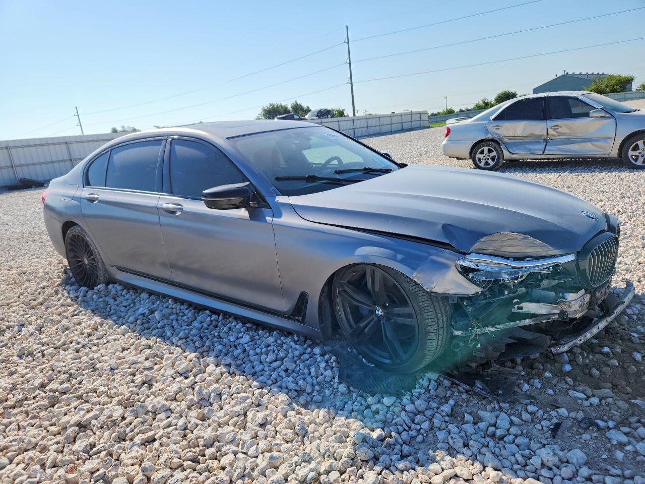 2018 BMW 750 I - zdjęcie 4
