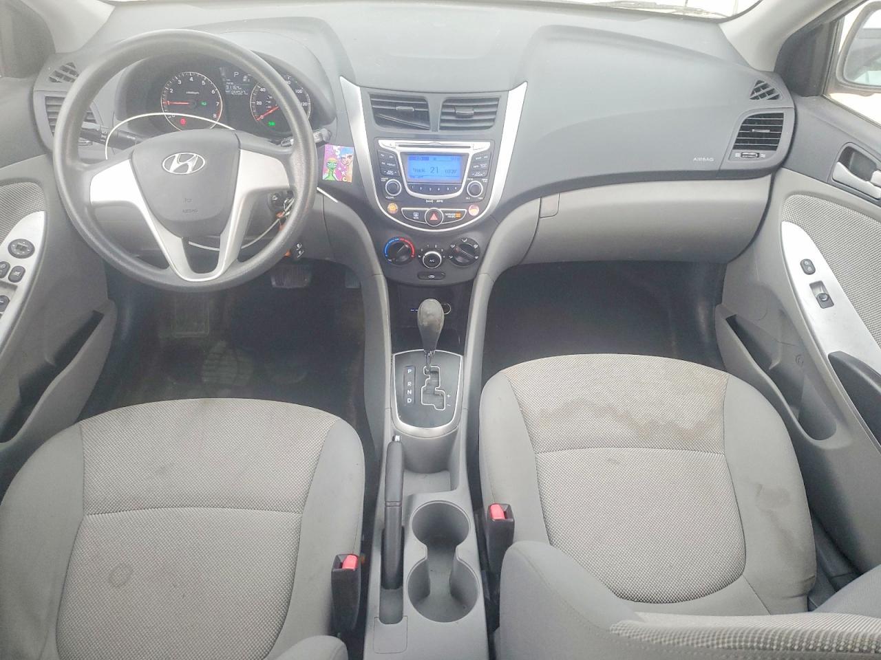 2013 Hyundai Accent Gls - zdjęcie 8