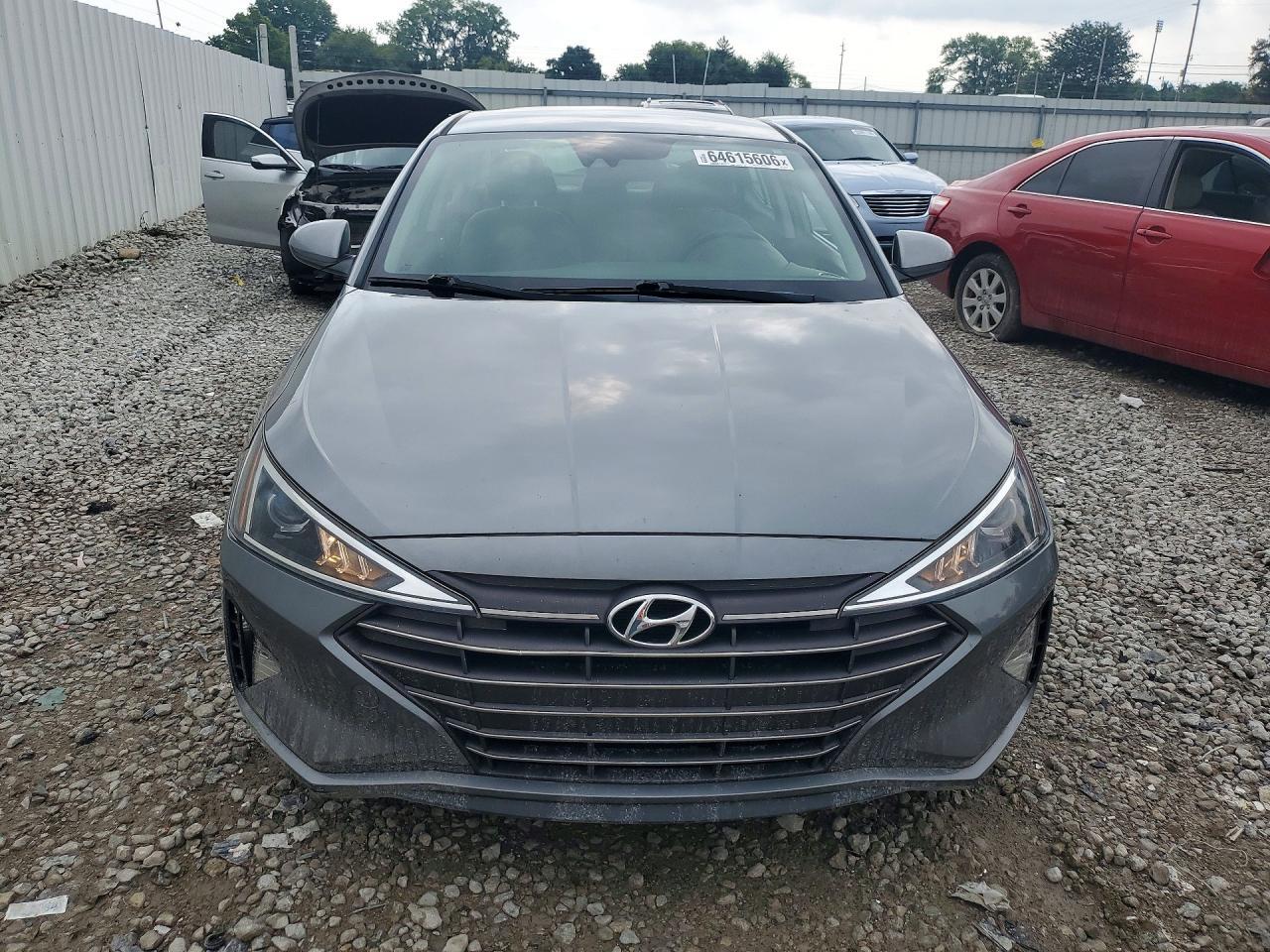 2019 Hyundai Elantra Sel - zdjęcie 5