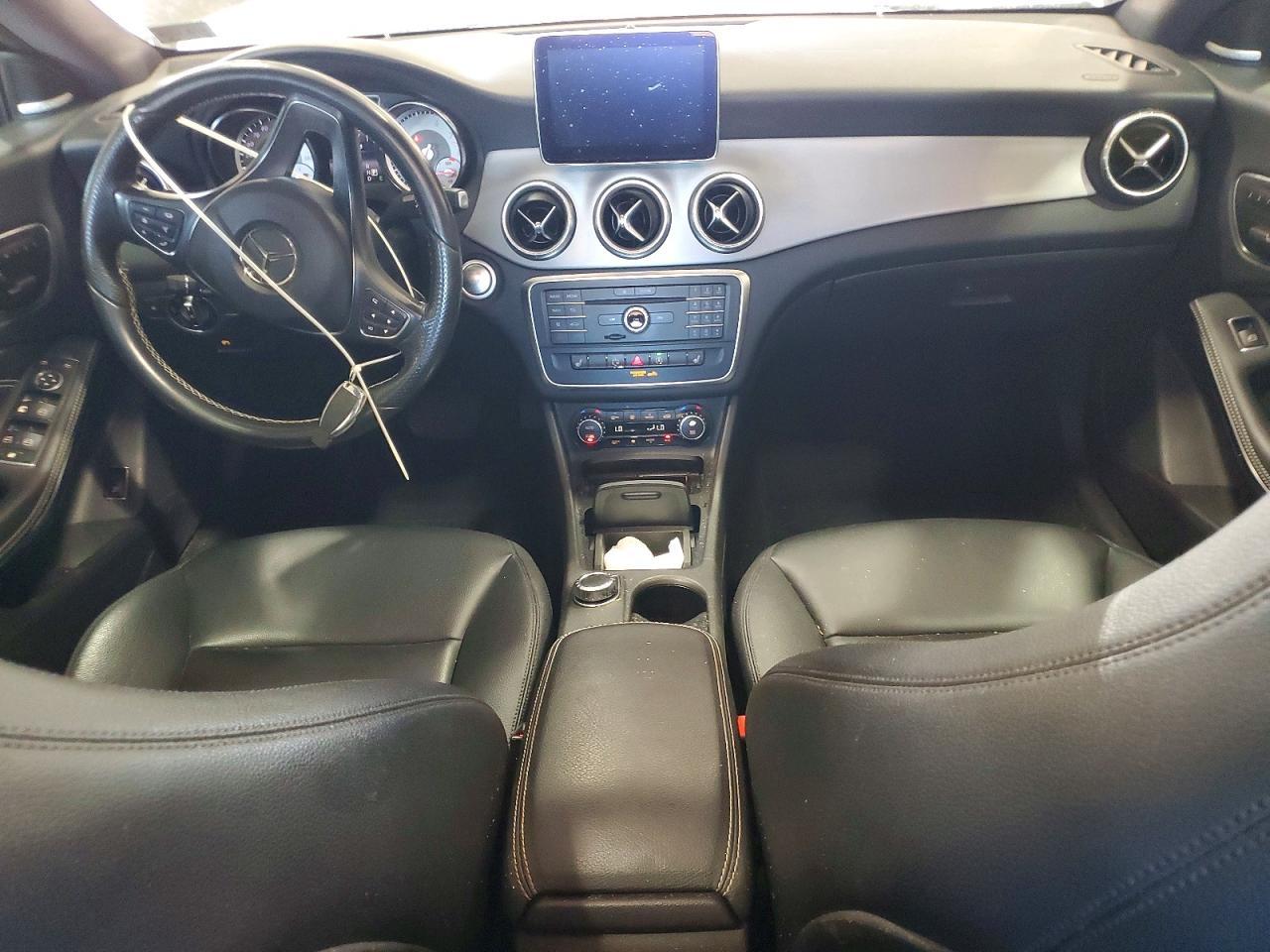 2015 Mercedes-Benz Cla 250 - zdjęcie 8
