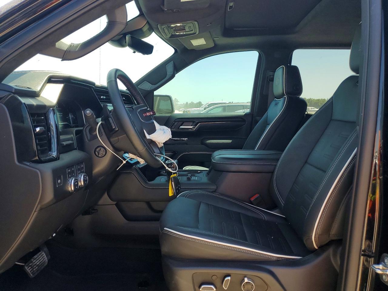 2025 GMC Sierra K1500 At4X - zdjęcie 7
