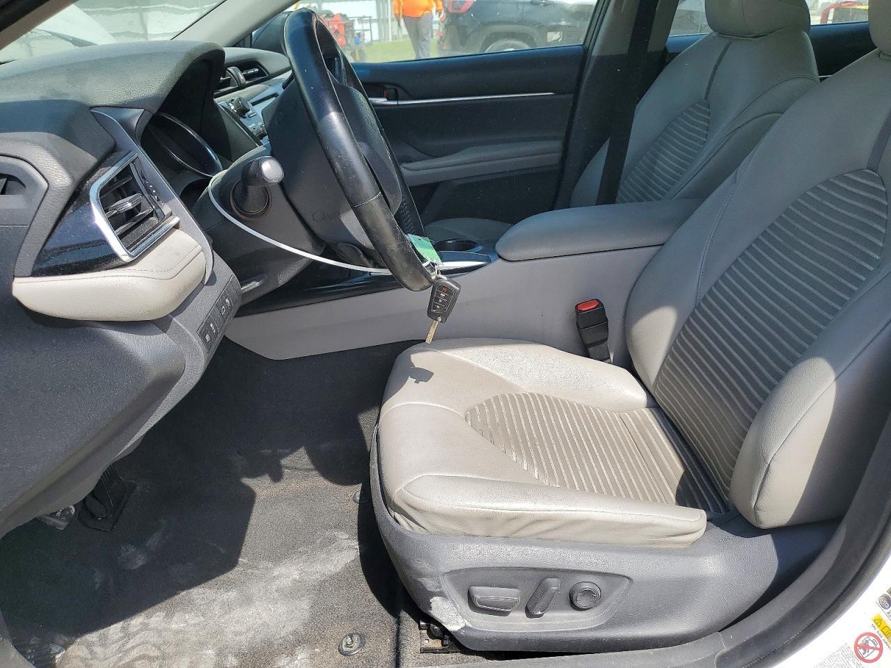 2018 Toyota Camry Se - zdjęcie 7