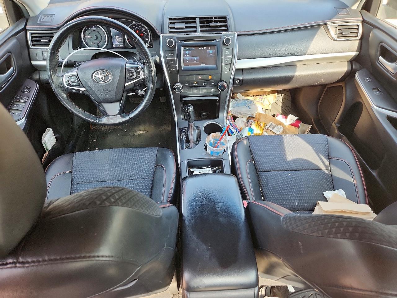2015 Toyota Camry Se - zdjęcie 8