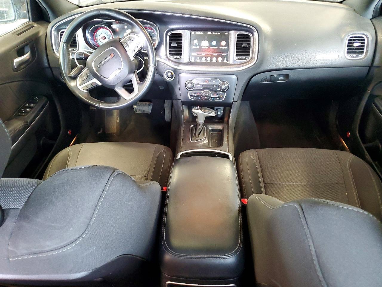 2016 Dodge Charger Sxt - zdjęcie 8