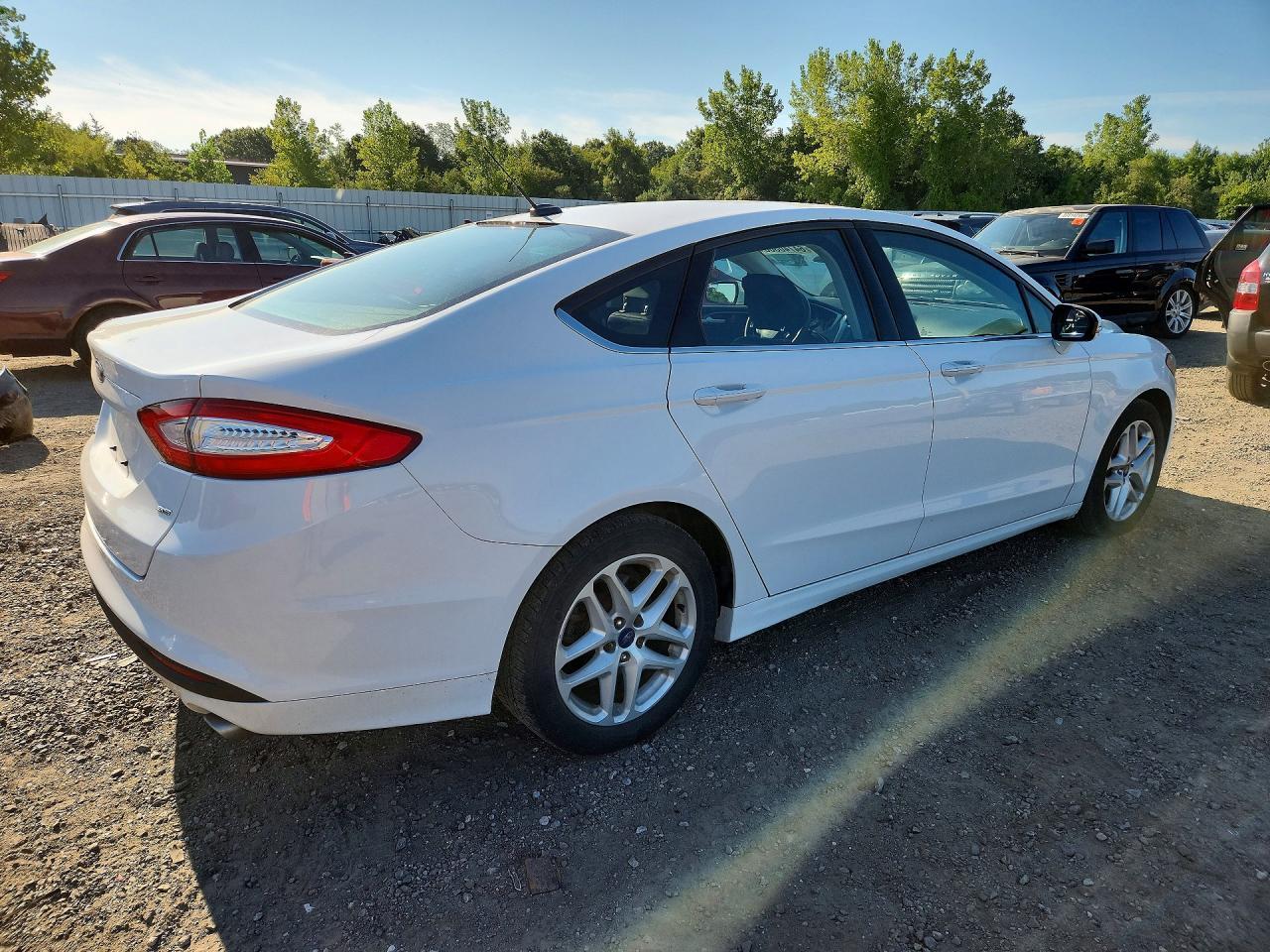 2014 Ford Fusion Se - zdjęcie 3