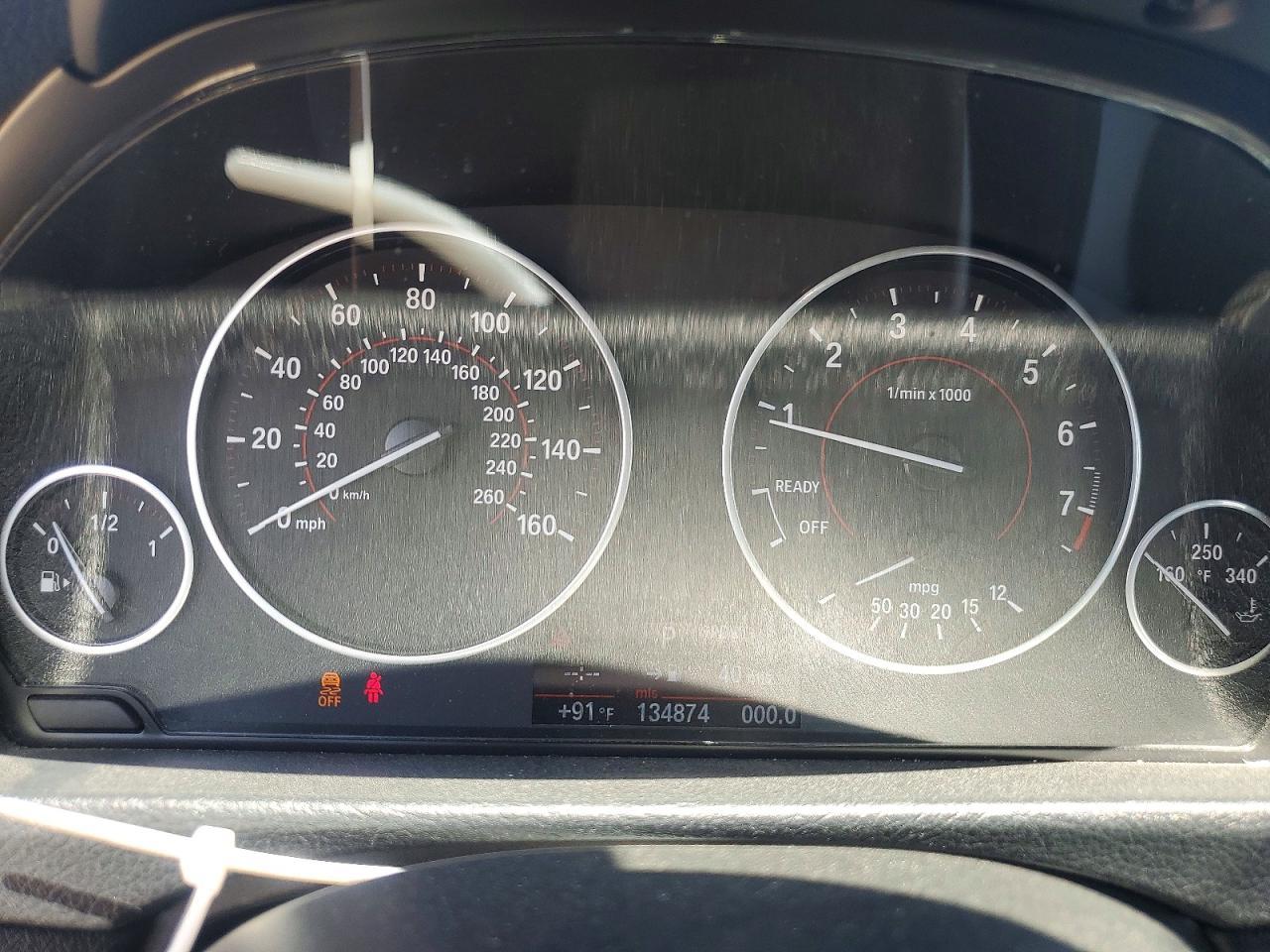2013 BMW 328 I - zdjęcie 9