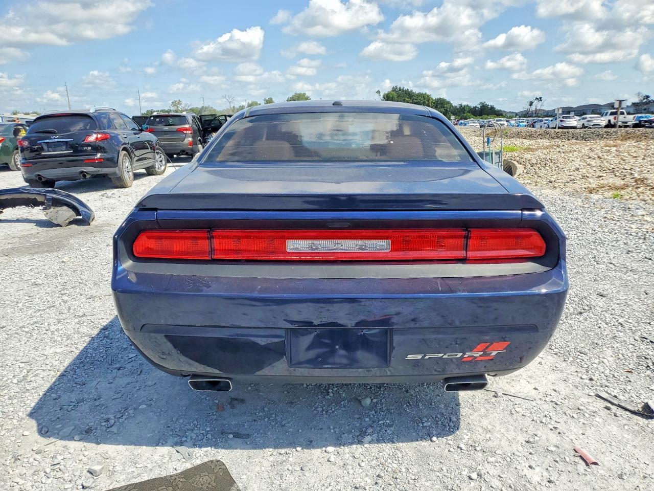 2014 Dodge Challenger Sxt - zdjęcie 6