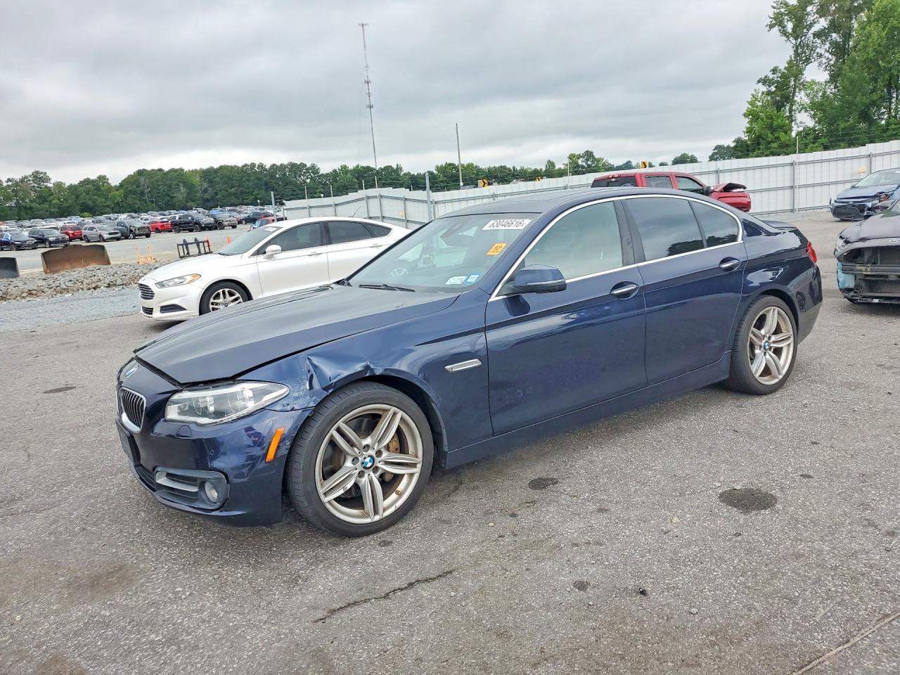 2015 BMW Seria 5 535i - zdjęcie główne