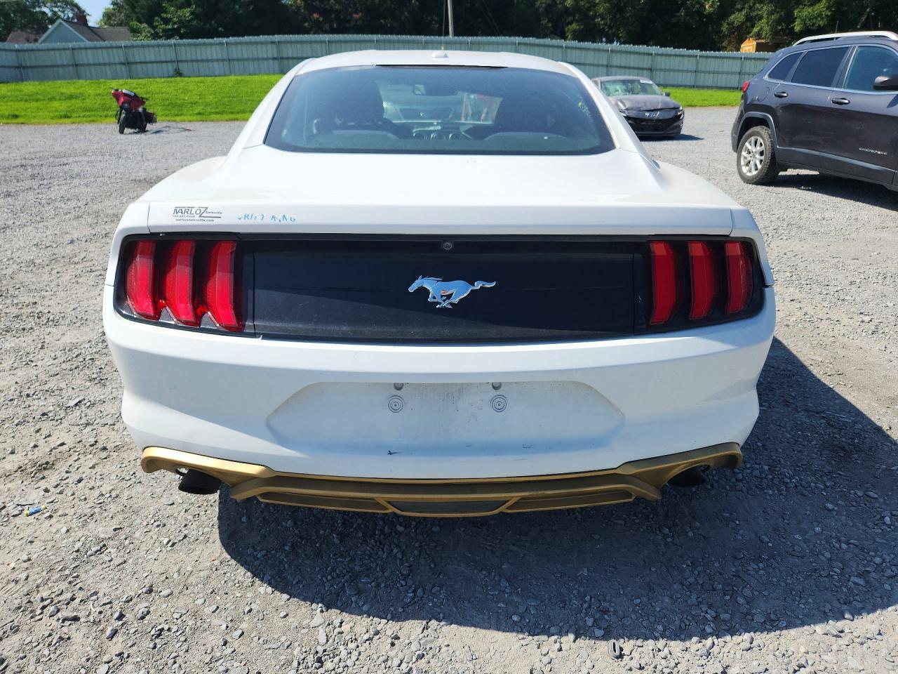 2019 Ford Mustang - zdjęcie 6