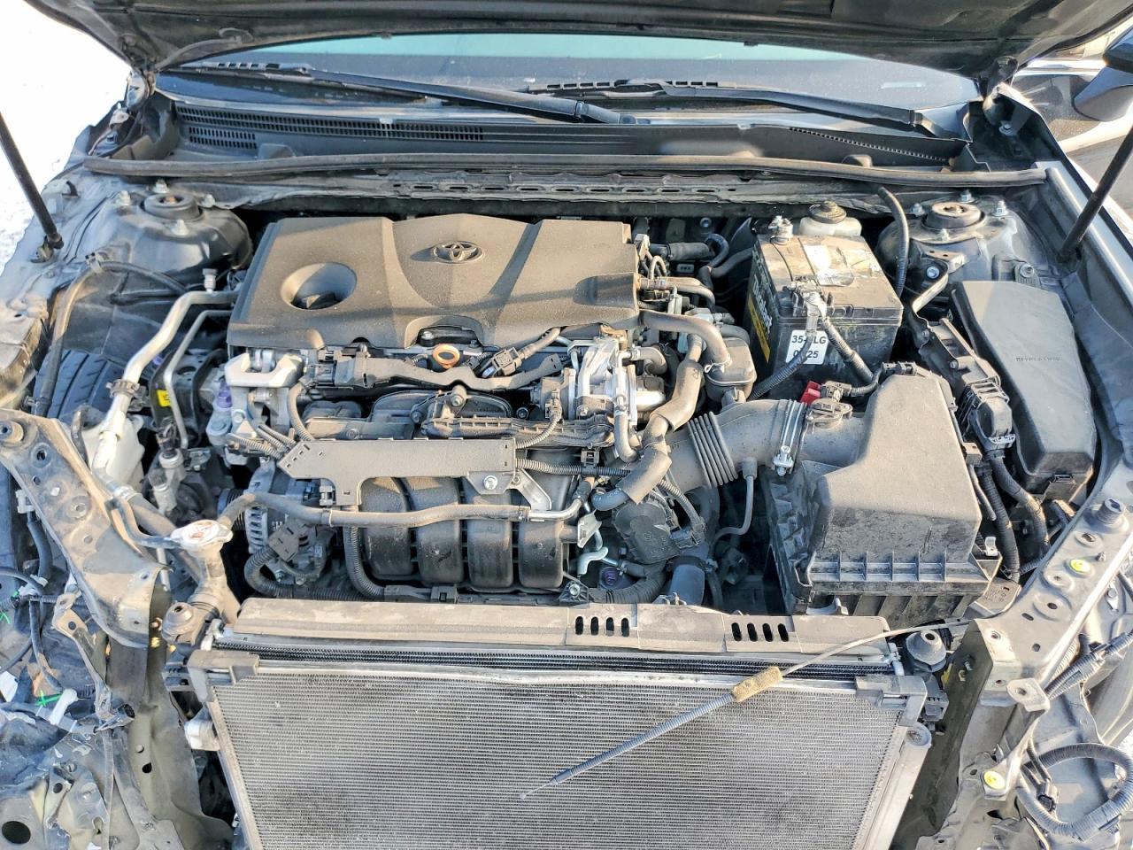 2020 Toyota Camry Xse - zdjęcie 11