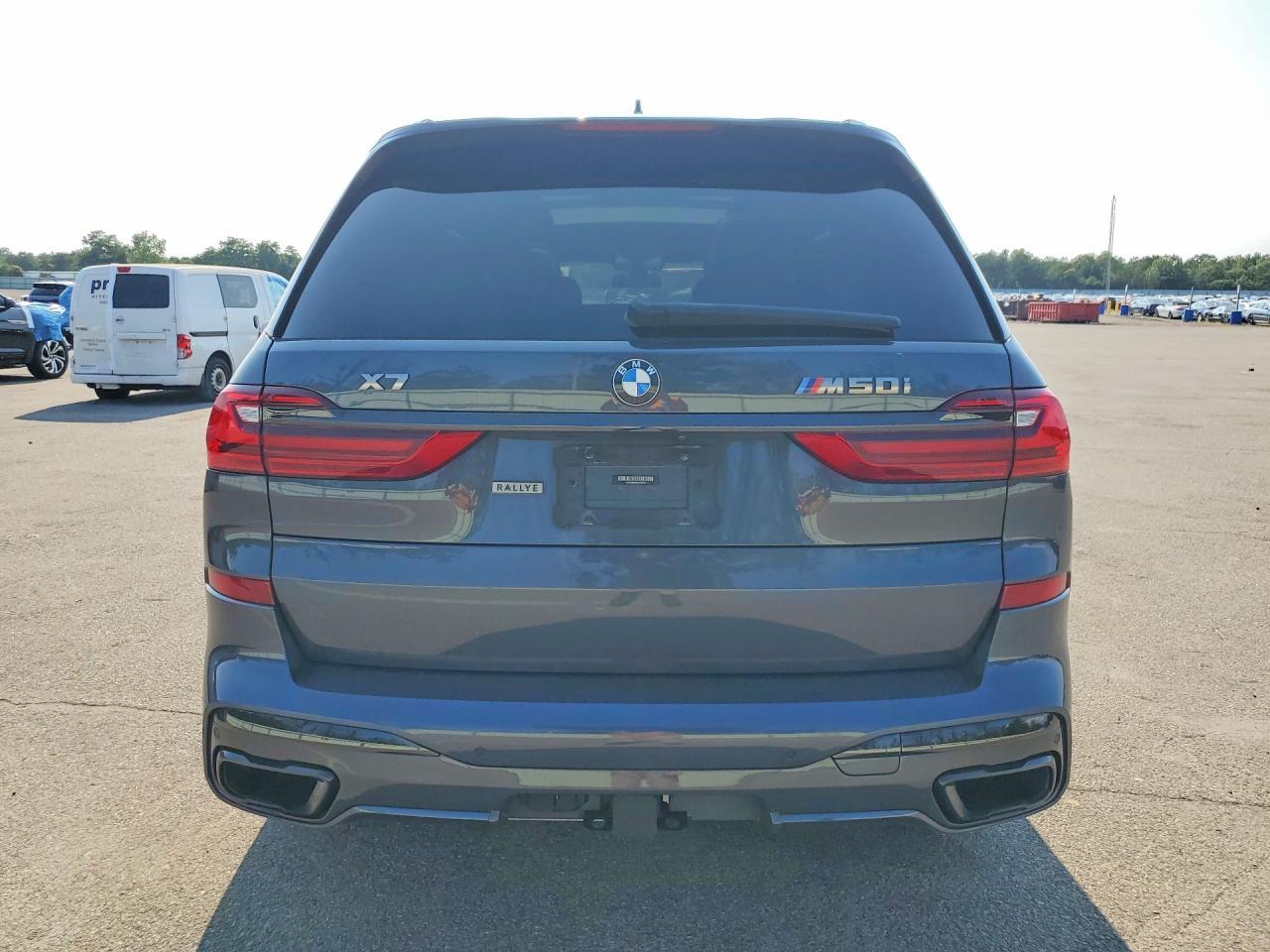 2021 BMW X7 M50I - zdjęcie 6