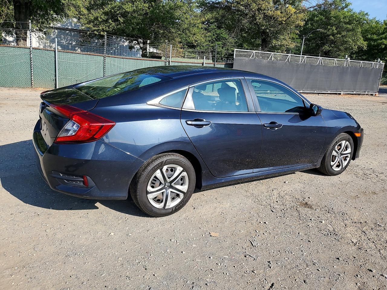 2017 Honda Civic Lx - zdjęcie 3