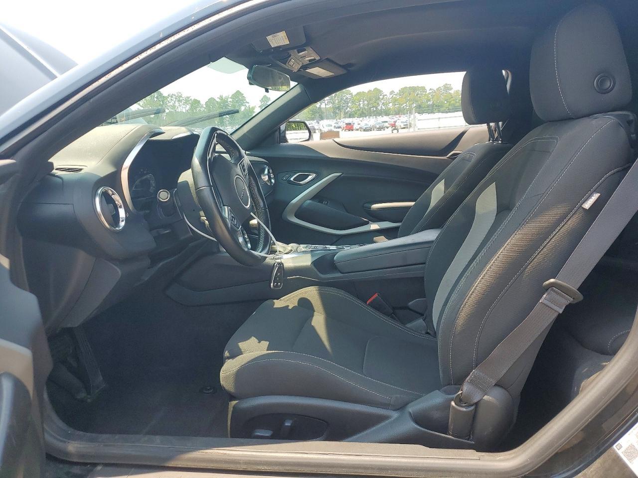 2021 Chevrolet Camaro Ls - zdjęcie 7
