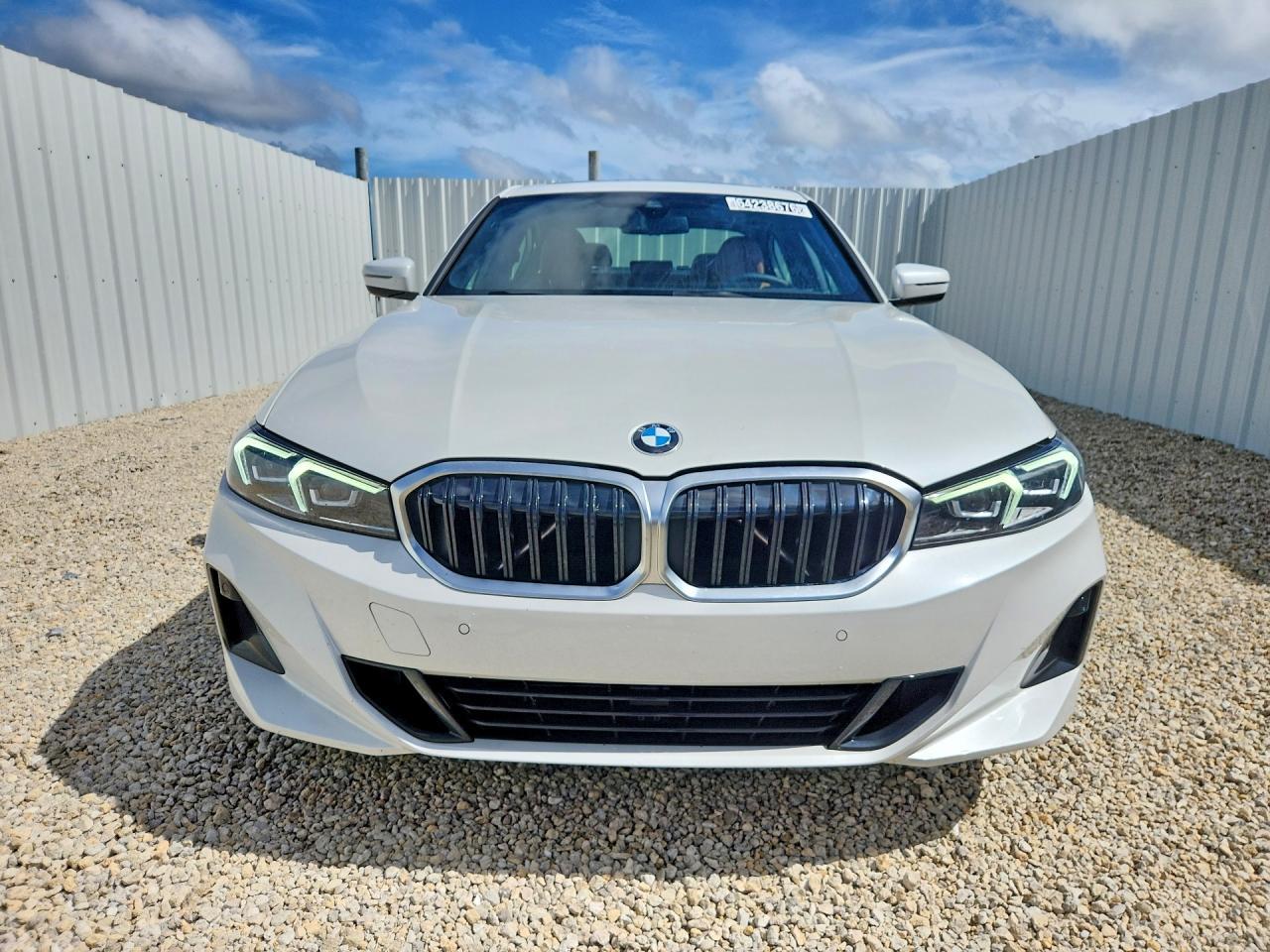 2026 BMW Seria 3 330i - zdjęcie 5