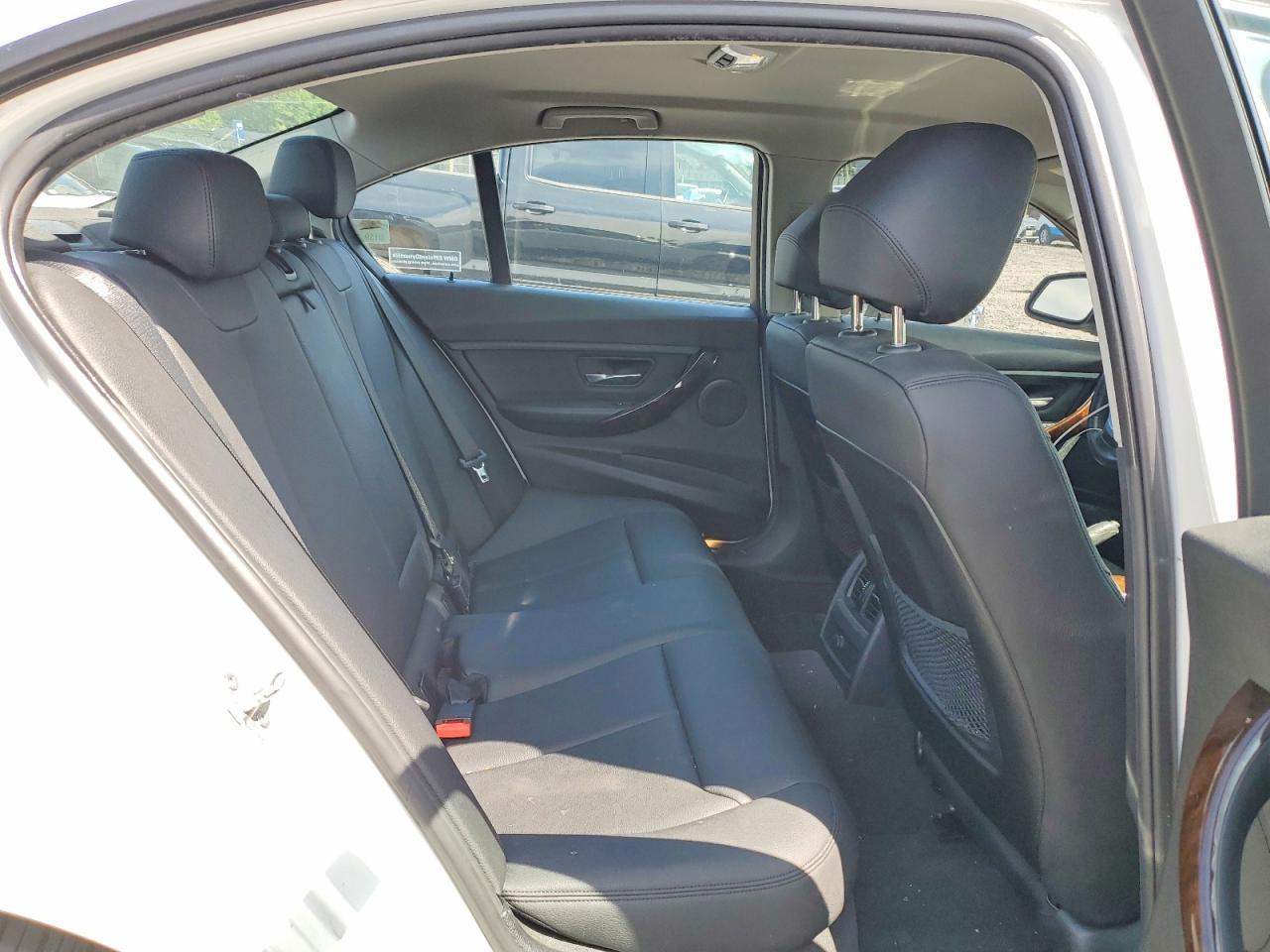 2015 BMW 328 Xi Sulev - zdjęcie 10