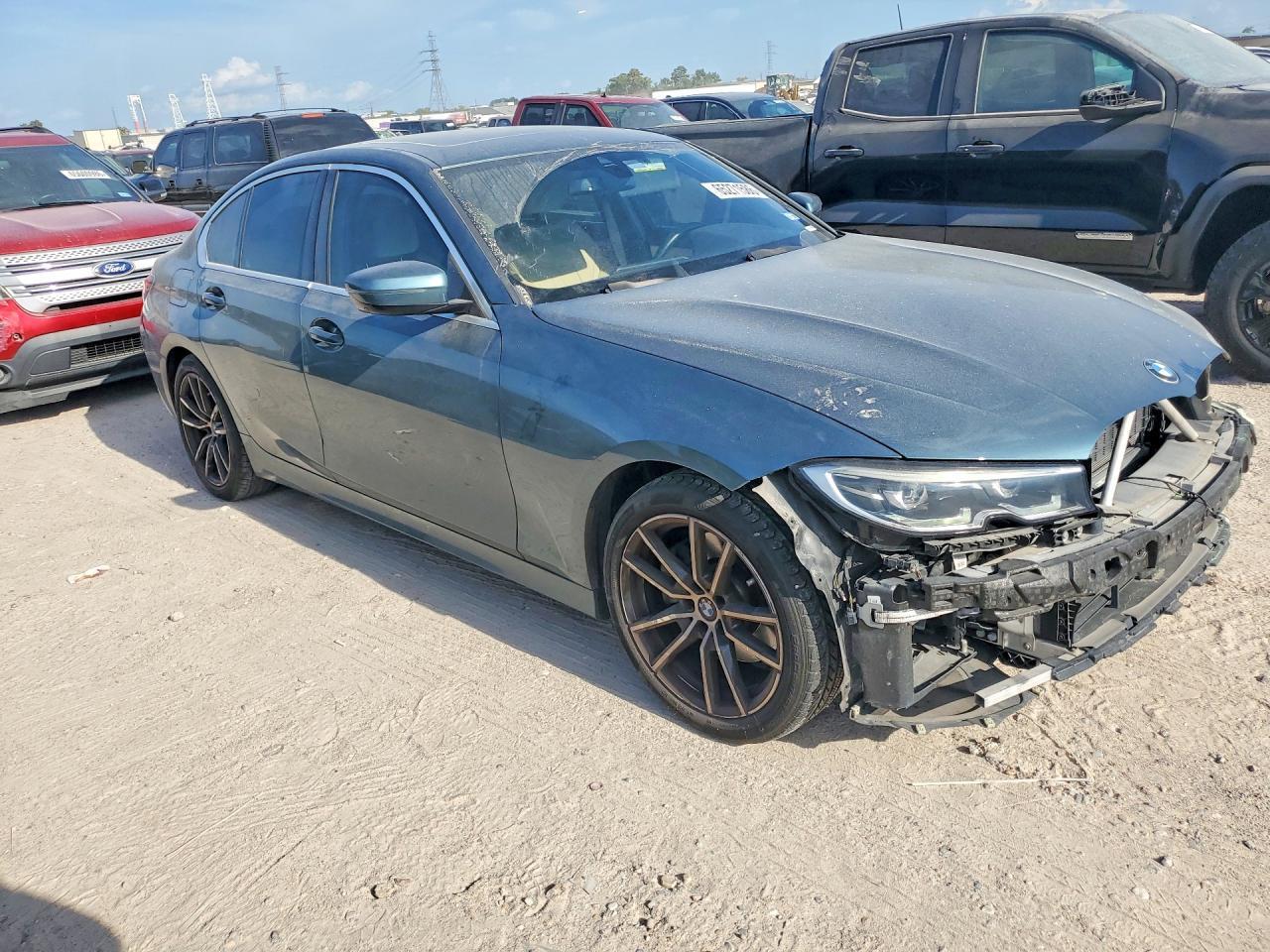 2021 BMW 330I - zdjęcie 4